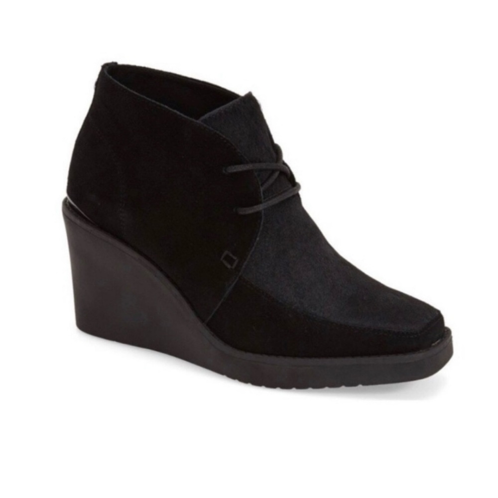 Donald J Pliner Dakota Black Leather and Calf Hair Lace Up Wedge Bootie 8 NWOT